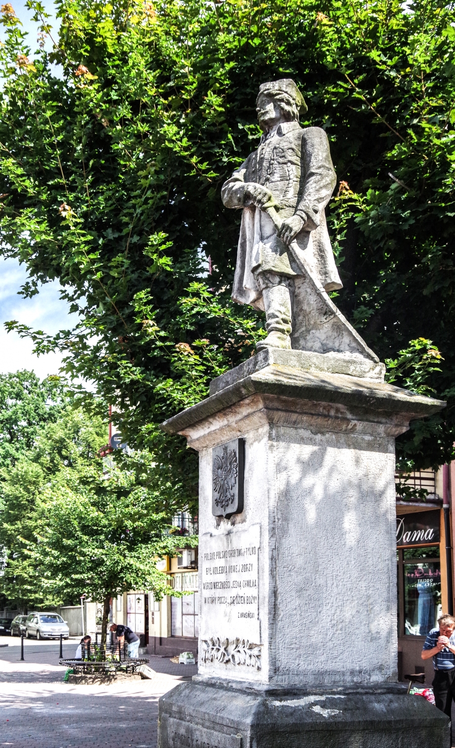 Pomnik Jana Kilińskiego przechodzi renowację