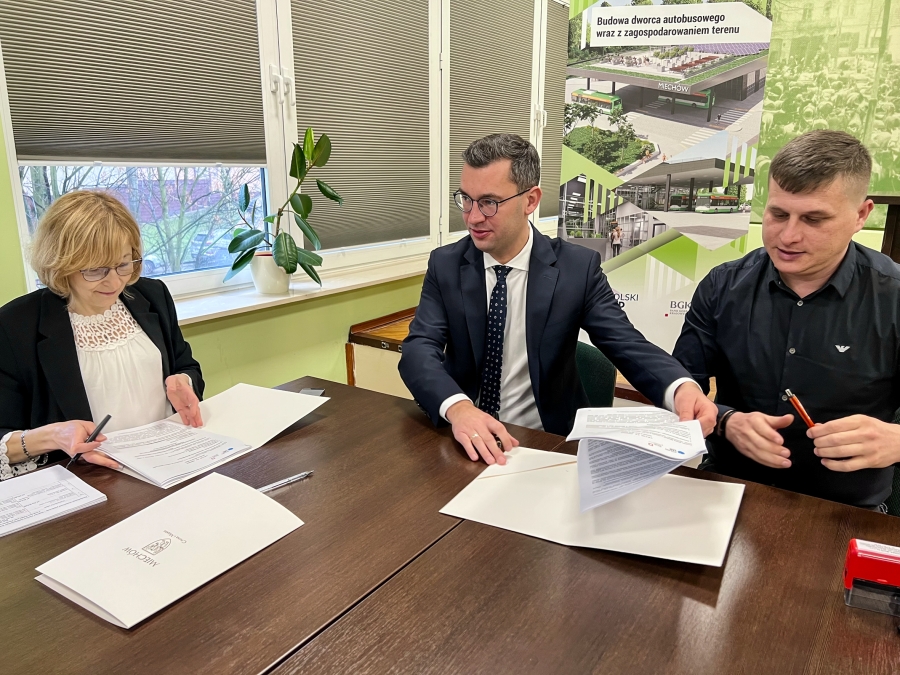 Umowa na budowę nowego dworca autobusowego w Miechowie podpisana