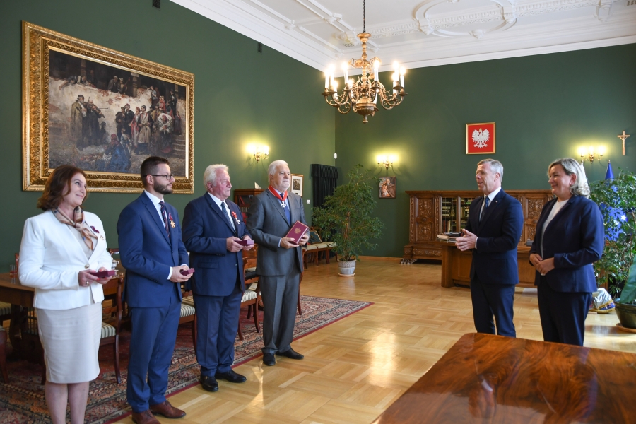 Kazimierz Barczyk uhonorowany Krzyżem Komandorskim Orderu Odrodzenia Polski