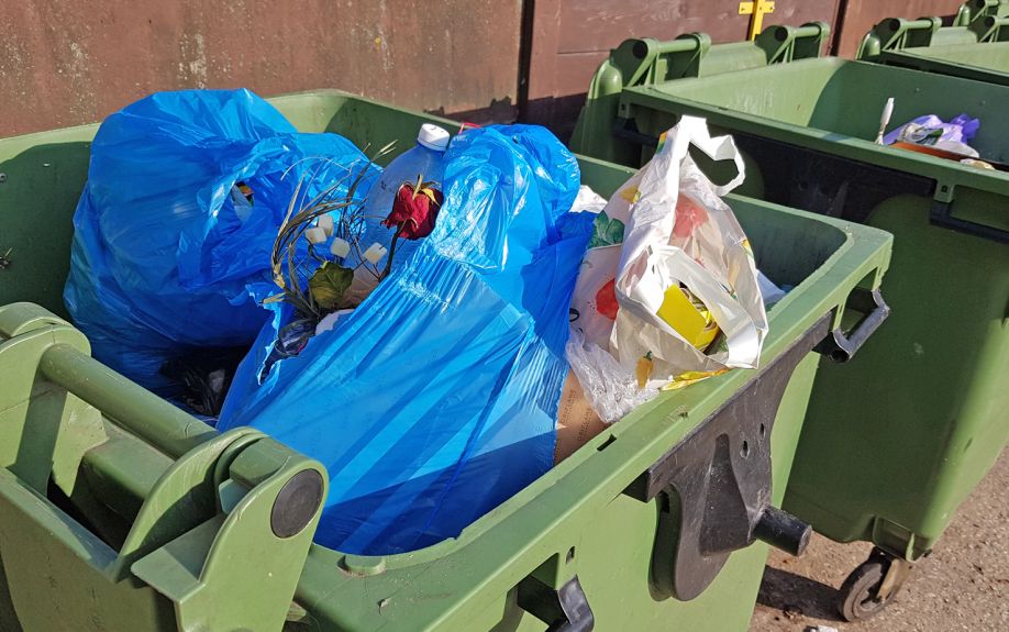 Wyższe stawki opłaty za śmieci w gminie Wolbrom